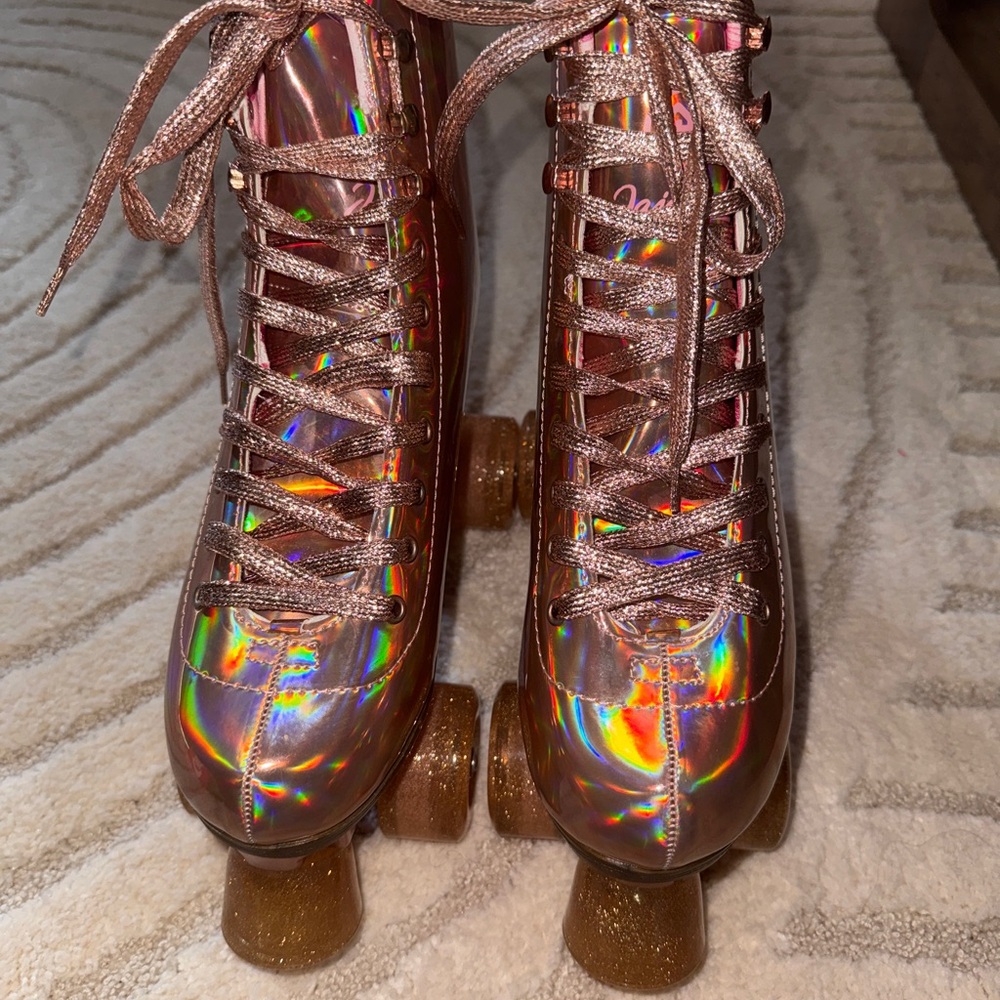 Rose Gold Holographic Roller Skates - Women